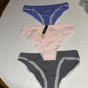 New 3 COOBIE Intimates SMOOTH EDGE THONG No 9076 One Size Grey White Pink Purple